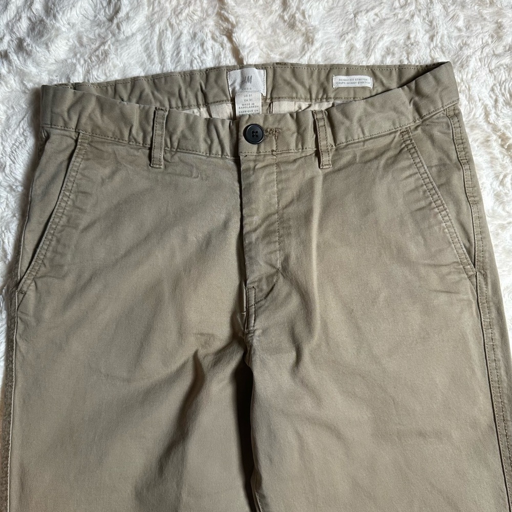 H&M Slim Fit Khaki Stretch Chino Pants | Size 31 - Picture 6 of 7